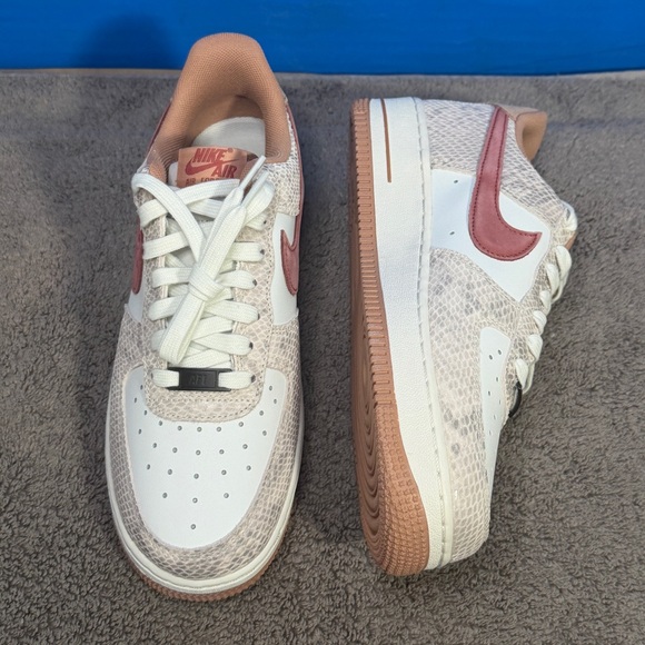 Nike Air Force 1
Brand new - Picture 5 of 8